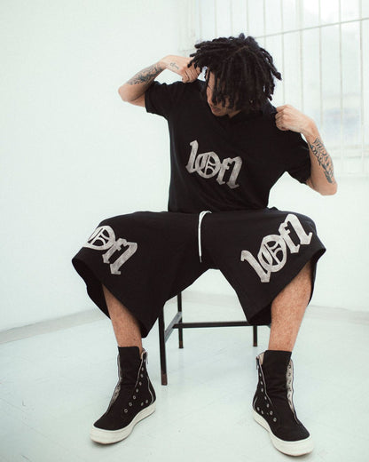 Bermuda Preta "Ghost Leather Field"