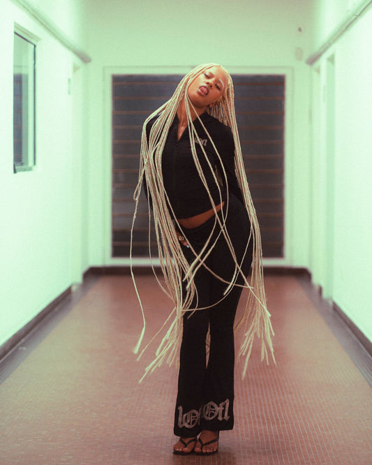 Calça Flare Preta "Ghost Leather Contour"